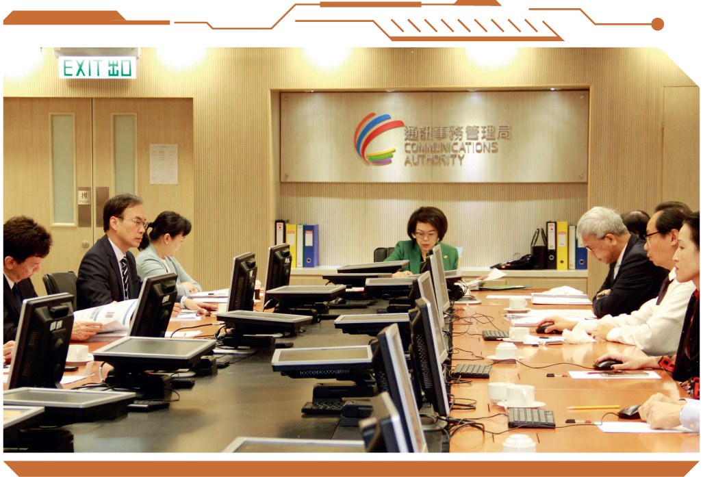 通訊局定期舉行會議，以優化及改善廣播業的規管制度。